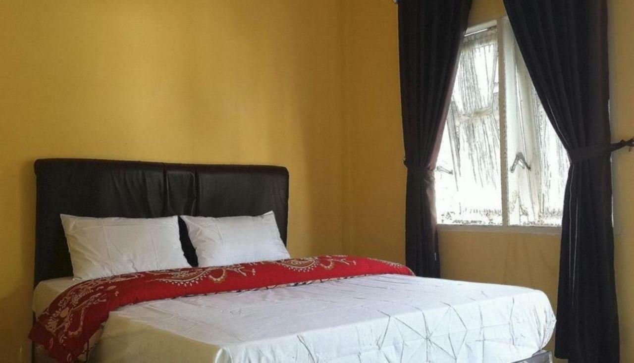 Hotel Grand Family Sungairampah Екстер'єр фото