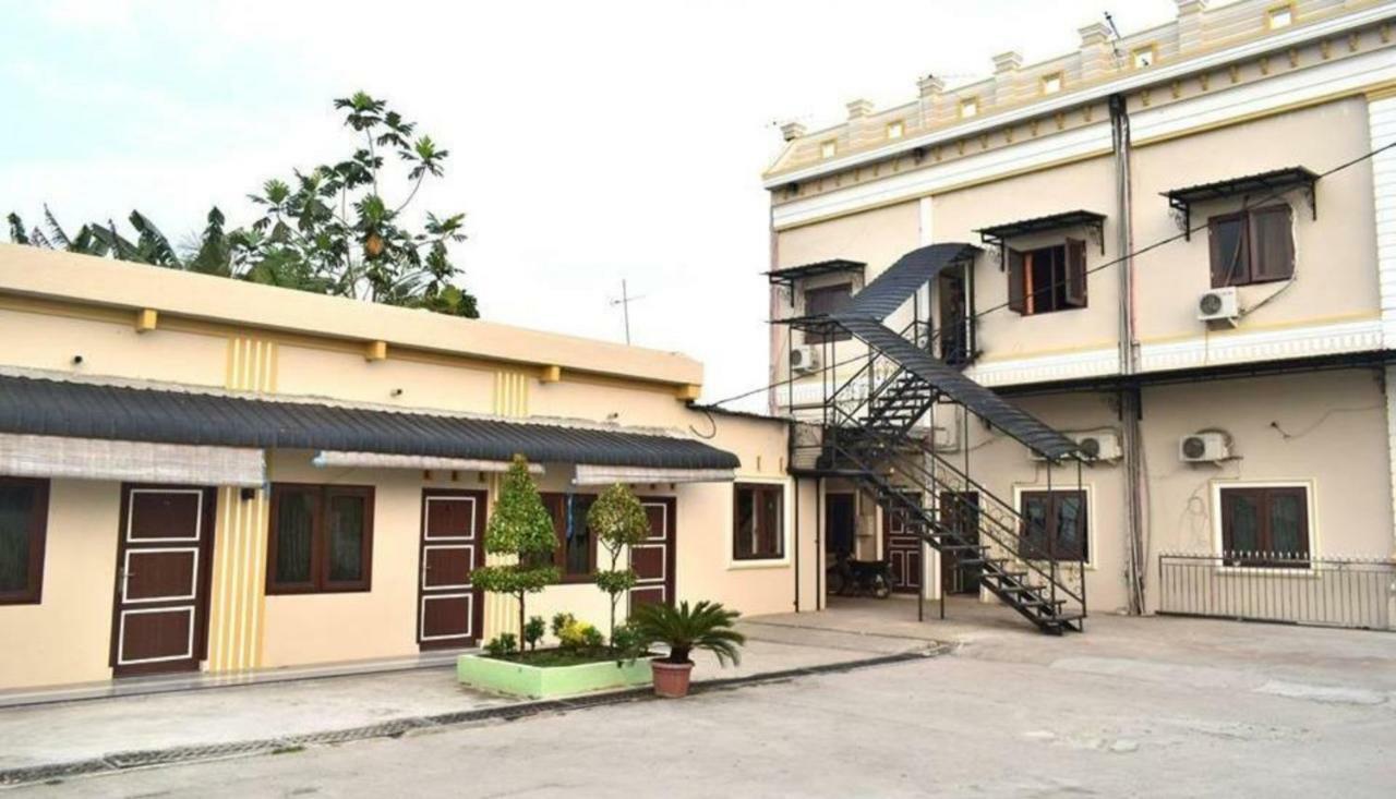 Hotel Grand Family Sungairampah Екстер'єр фото